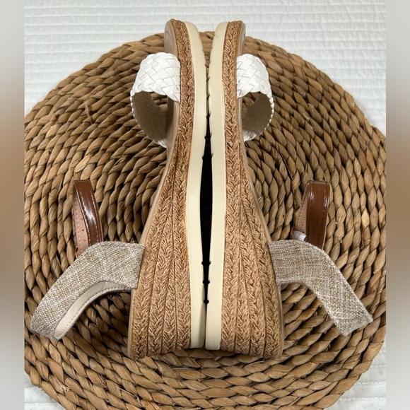 Women's Woven White and Tan Wedge Sandals - Picture 6 of 6